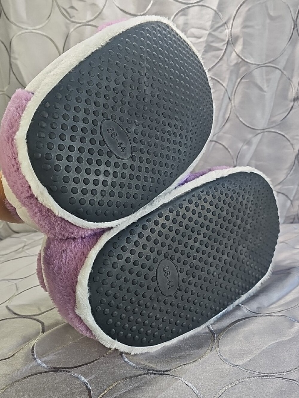 Jordan Lavender and White Plush Women's Slip-On Slippers - Picture 6 of 8